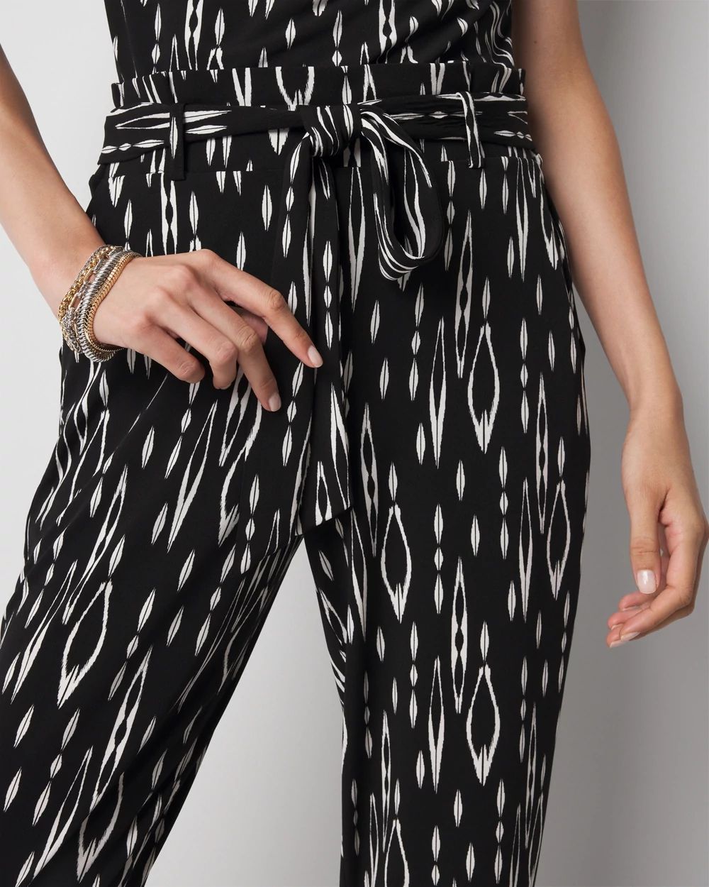 パンツ Printed Jersey Tapered Pants Jersey-Knit High-Rise Tapered Ankle Pants | White House